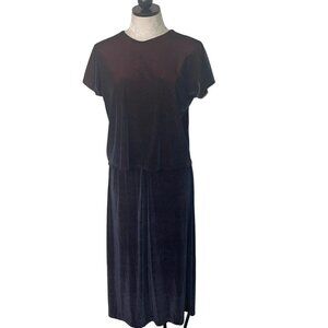 Vintage Womens Top And Skirt Set Size Medium Burgundy Blackberry Velvet Outfit